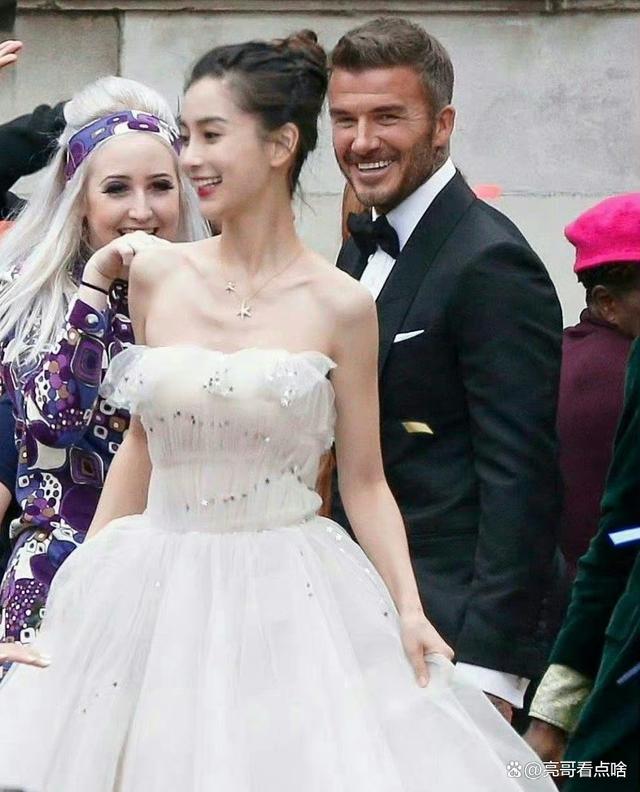杨颖和贝克汉姆澳门同框,杨颖与贝克汉姆秀英语