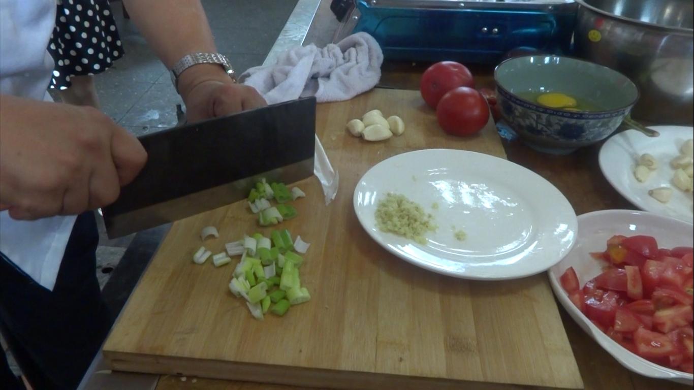 一辈子都吃不腻的西红柿炒鸡蛋,简单的家常菜西红柿炒鸡蛋