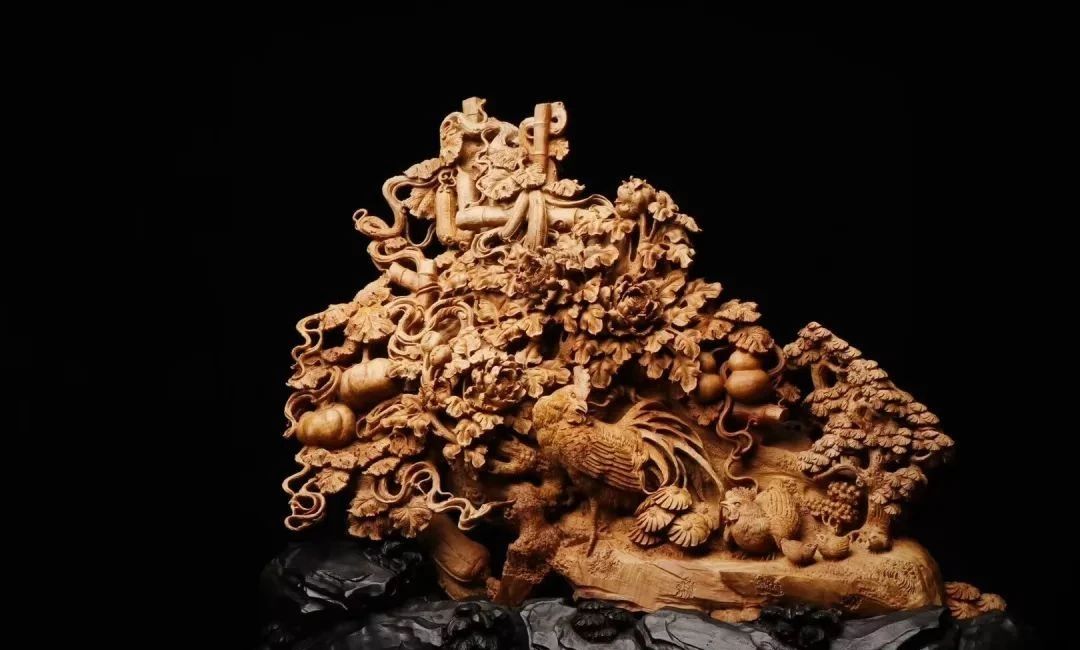 自然香气的红木家具,极品绿檀木雕