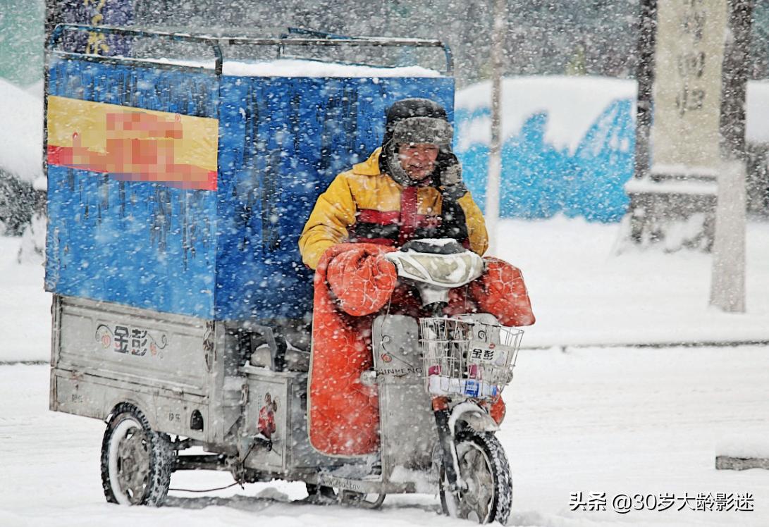 不再“眯眯眼”！看完《小虎墩》我花痴了：这才是东方男人的长相