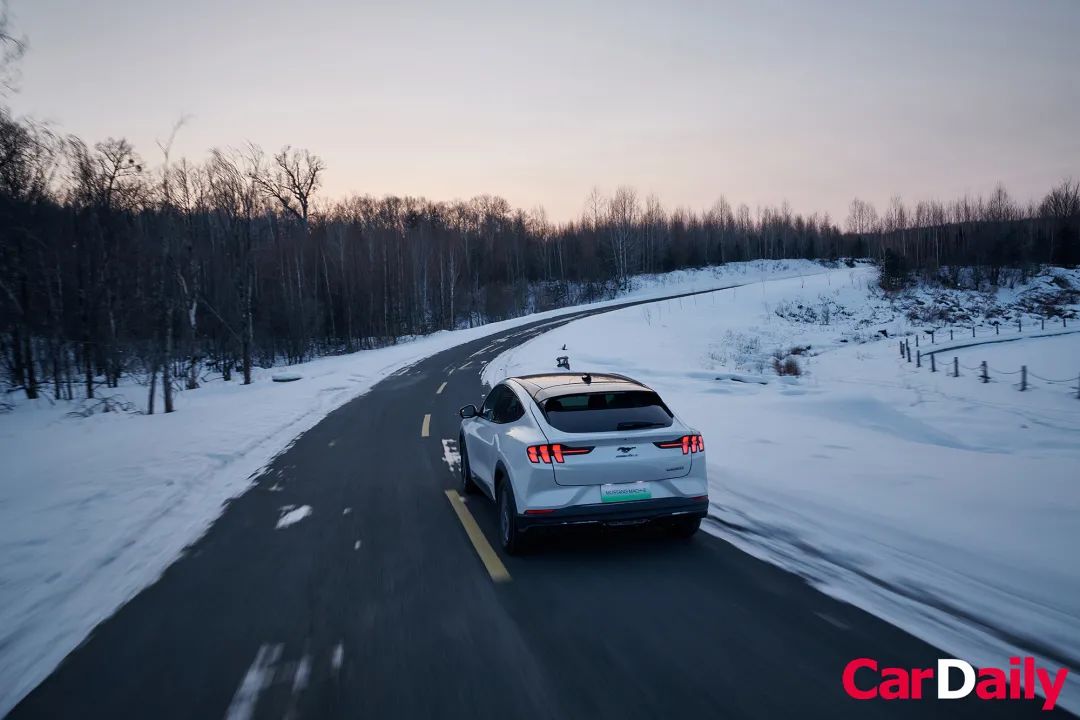 怎么在冰雪路面骑摩托,怎么在冰雪路面漂移