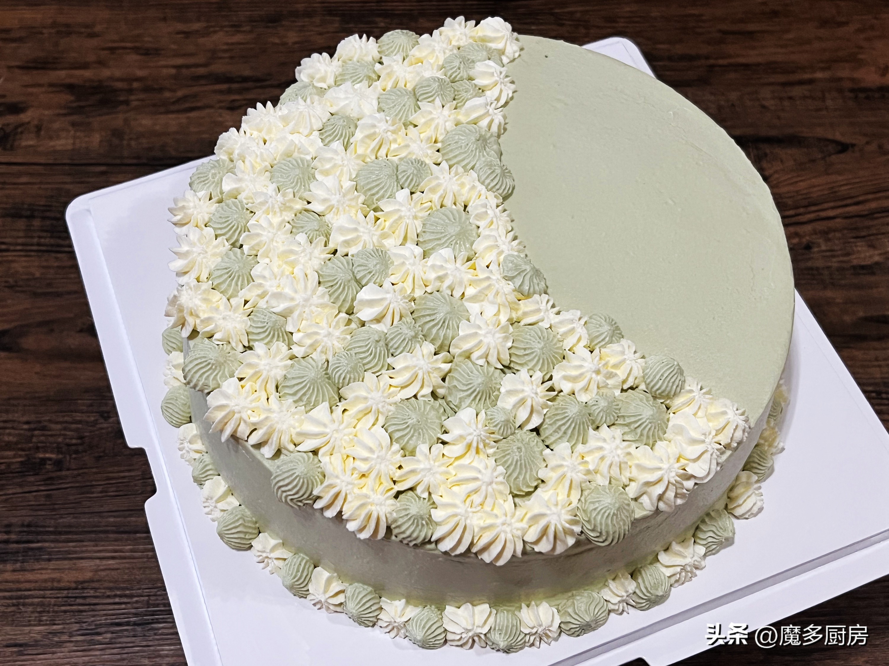 新手奶油蛋糕自制方法教程,8寸蛋糕奶油制作全过程教程