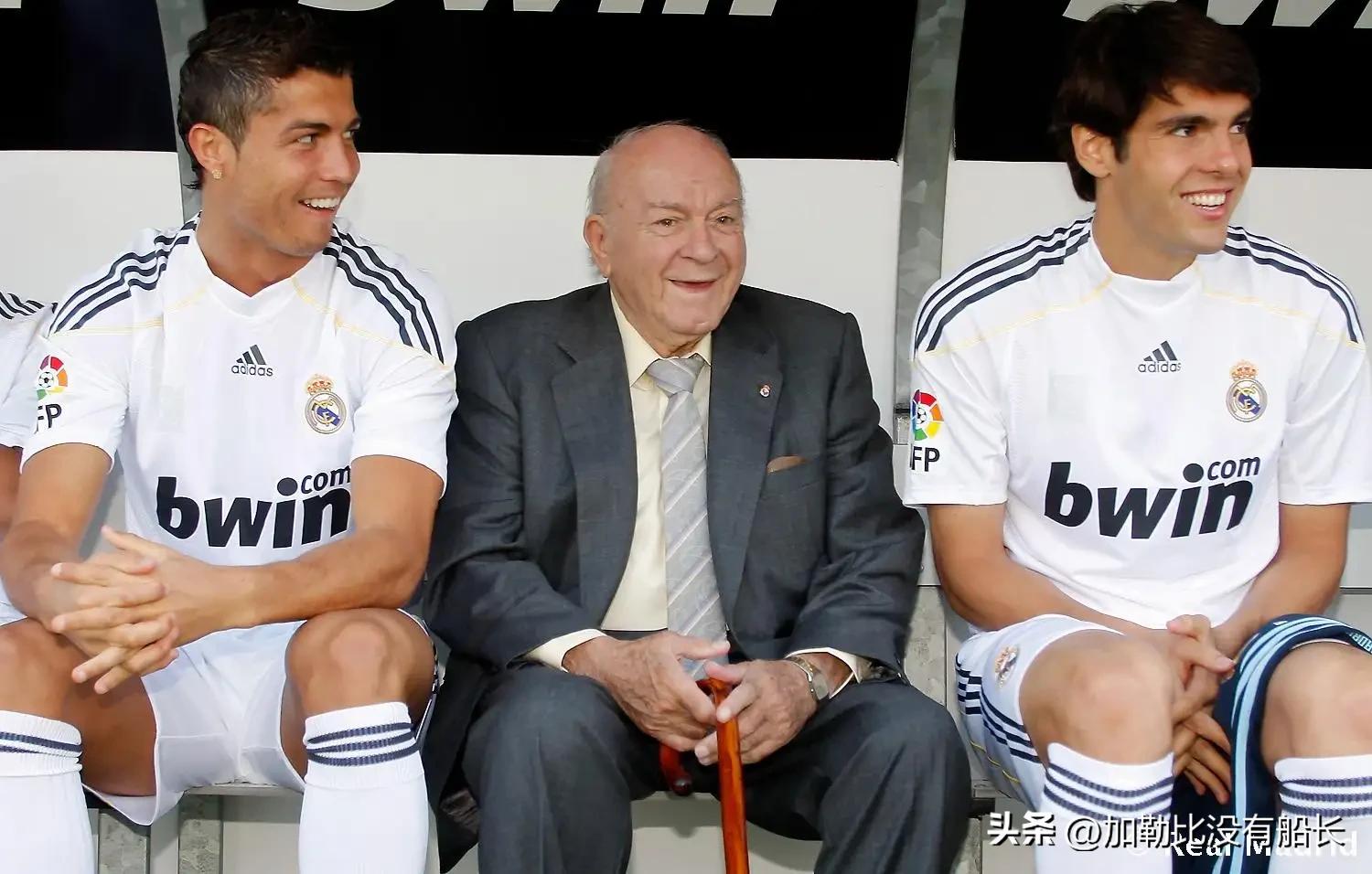 离开皇马拿过金球奖,离开五大联赛的球员盘点