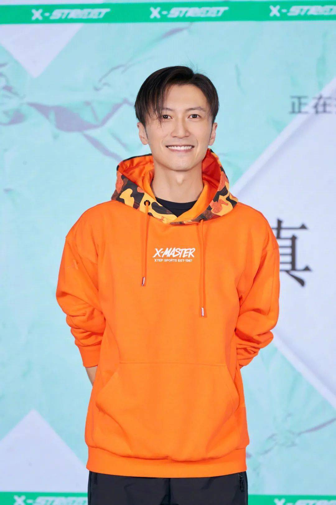 谢霆锋为什么如此喜欢王菲,谢霆锋为何喜欢王菲这么多年