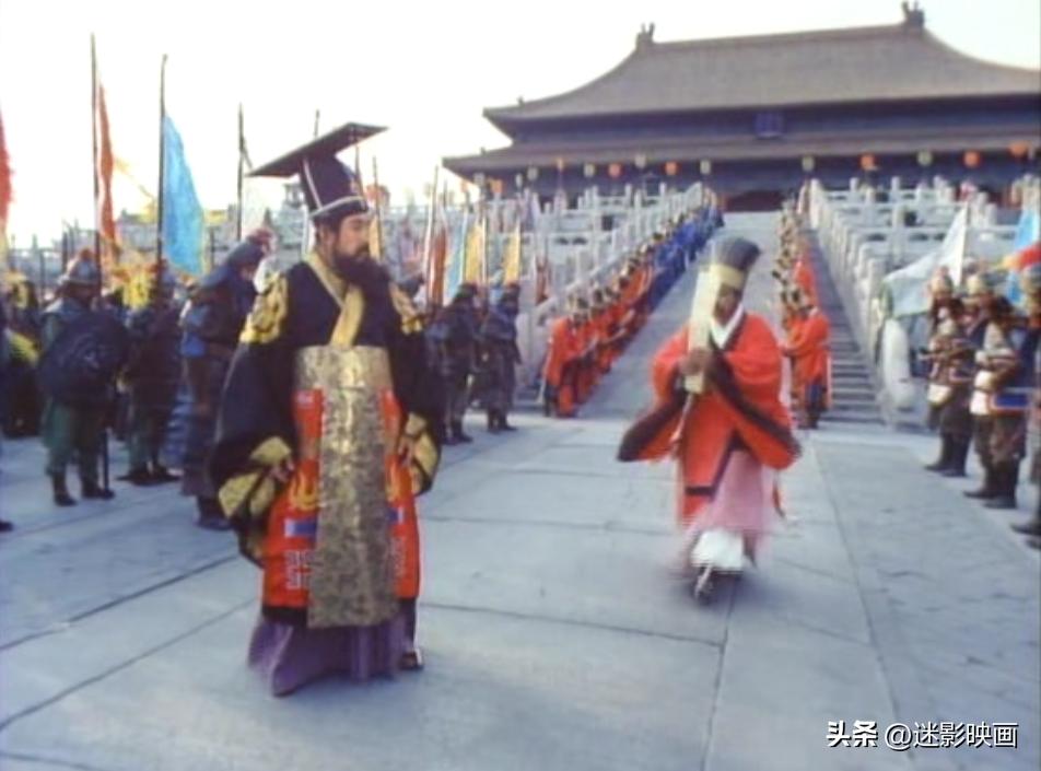 朝鲜硬核怪兽片：导演遭绑架，国家元首监制，故宫取景的另类神作