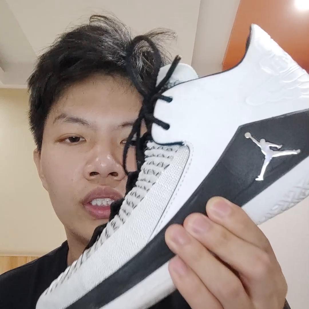 球鞋中底怎么修复,球鞋换底会有异响