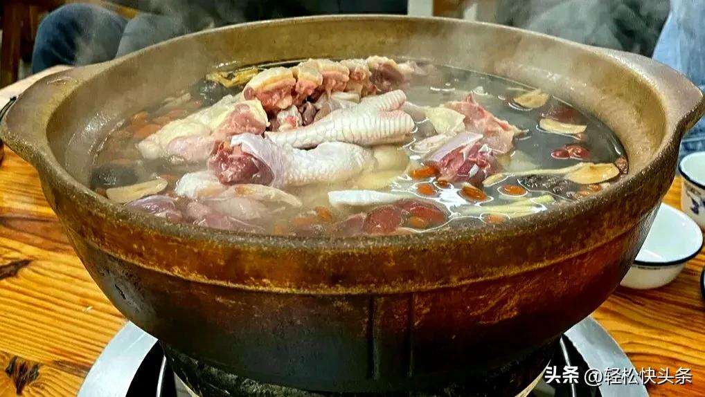 广东，三民四话百里不同音，传统新潮又兼容，粤来越好愈加精彩