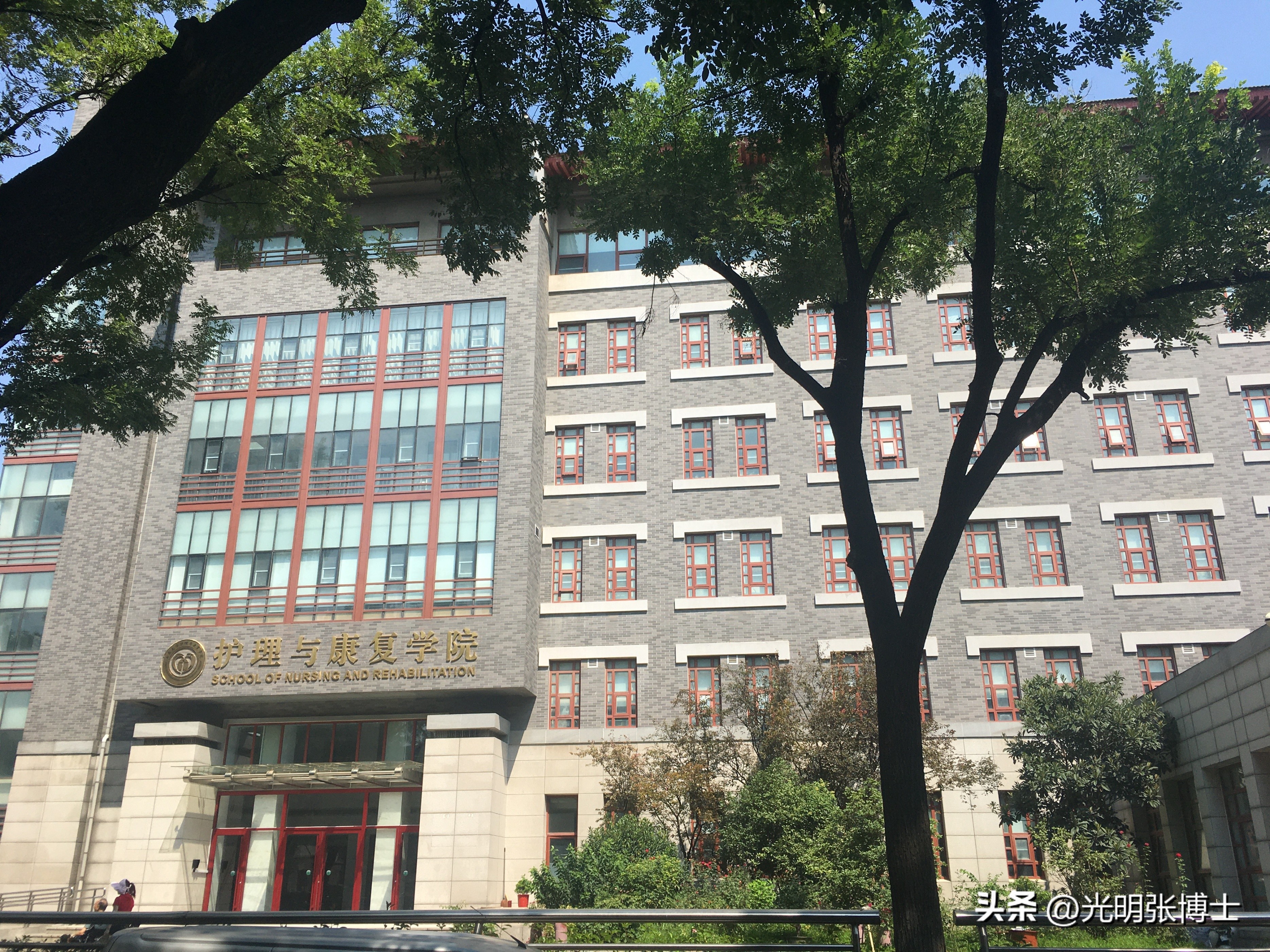 山东大学趵突泉校区风景图片,山东大学趵突泉校区宿舍真实照片