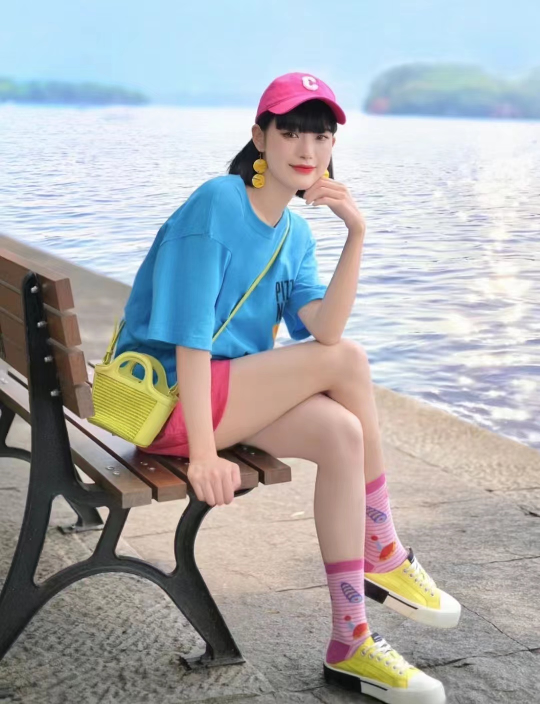 短裤配什么上衣好看男孩夏天,短裤配什么上衣好看冬季