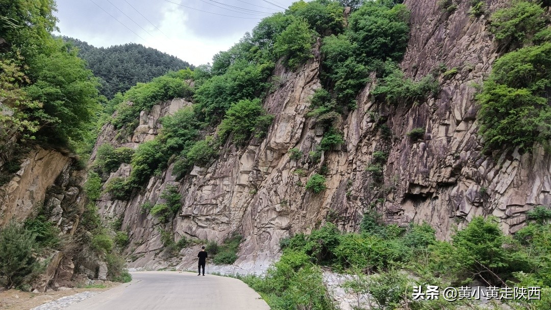 真没想到，蓝田还藏着一条通安康的古商道！很多人路过却不知道