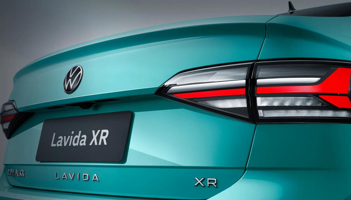 轩逸2021款和朗逸2022款选哪个好,朗逸1.4t舒适版和轩逸1.6l悦享版