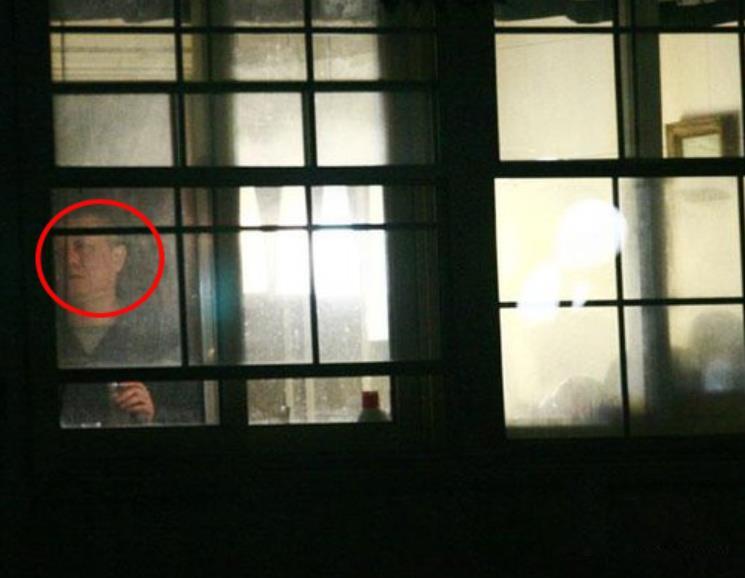 刚治好内娱的精神内耗，演《三体》的她就Be了？