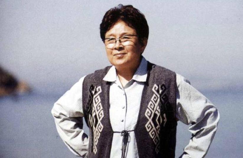 杨坤谷建芬今天是你的生日视频,谷建芬哪年创作的今天是你的生日