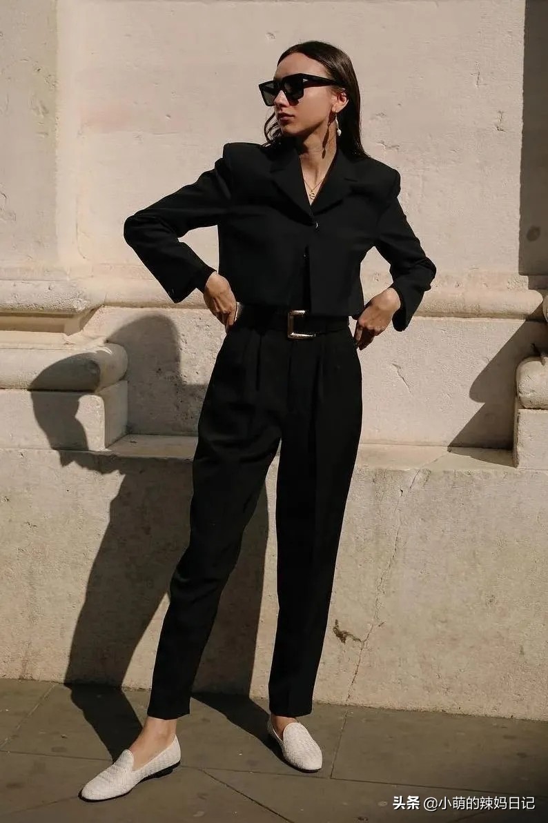 专治腿粗胯宽的裤子,什么裤子能遮大粗腿还穿起来好看