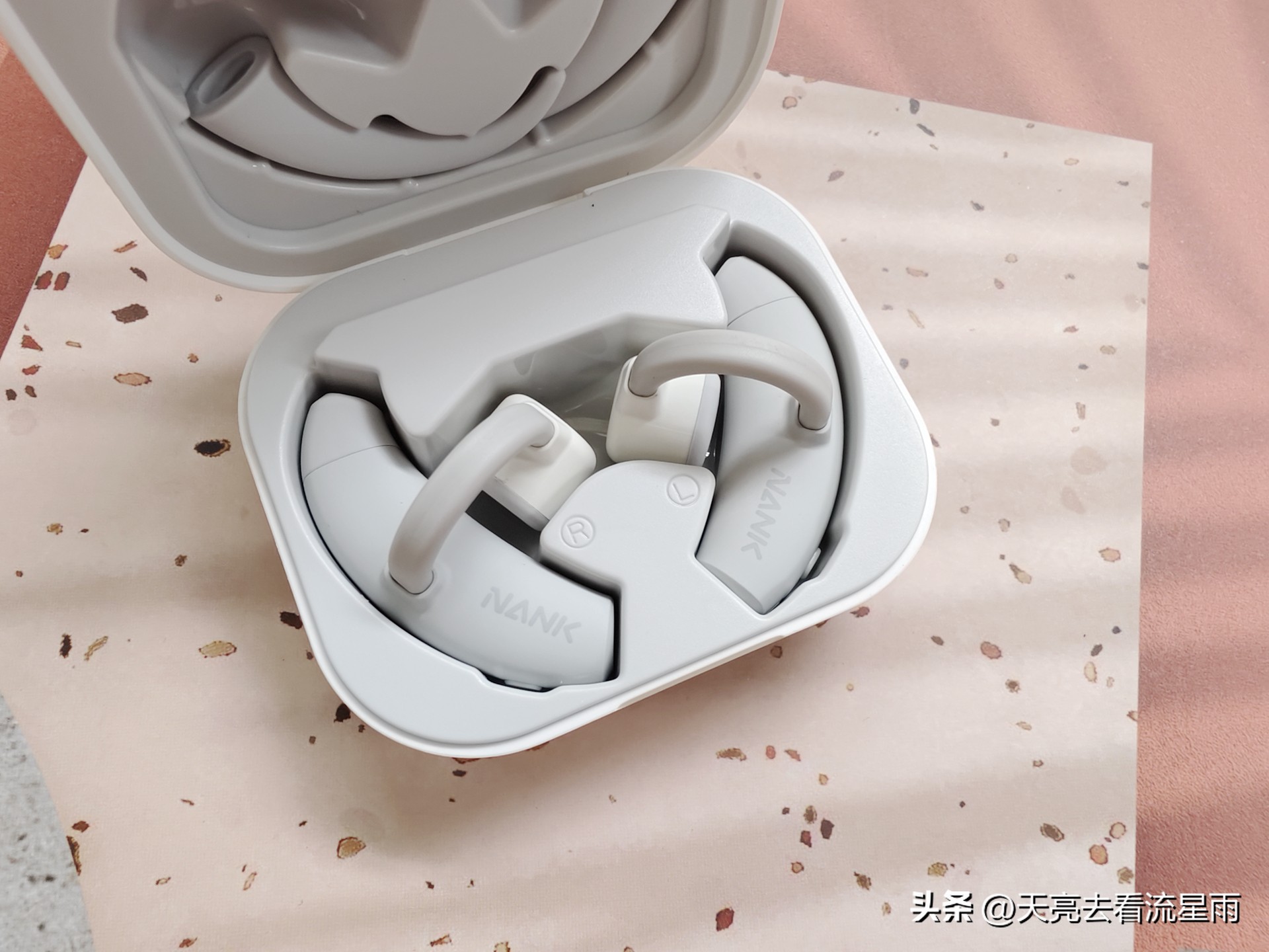 南卡不入耳骨传导蓝牙耳机测评,南卡蓝牙耳机好还是骨传导好