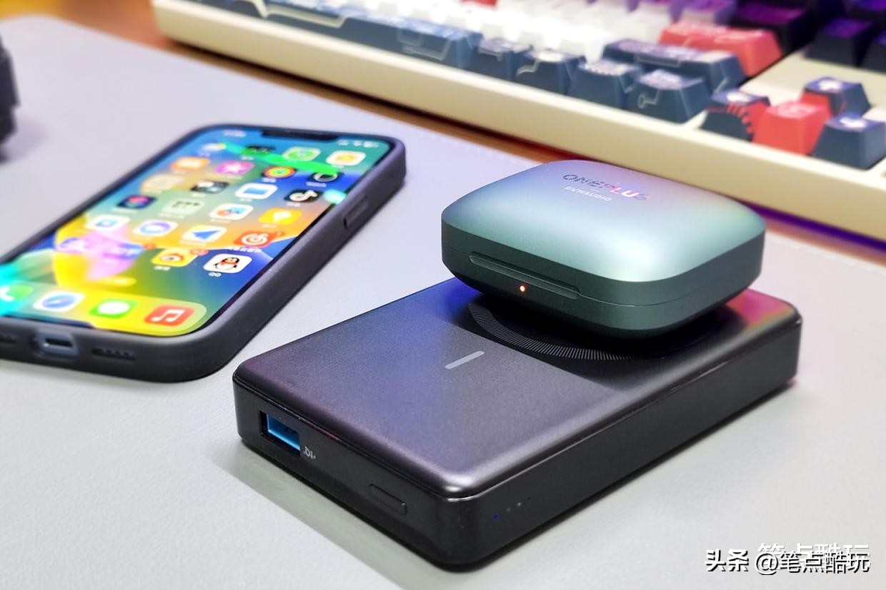 支持lightning输入的磁吸充电宝,lightning接口磁吸充电宝