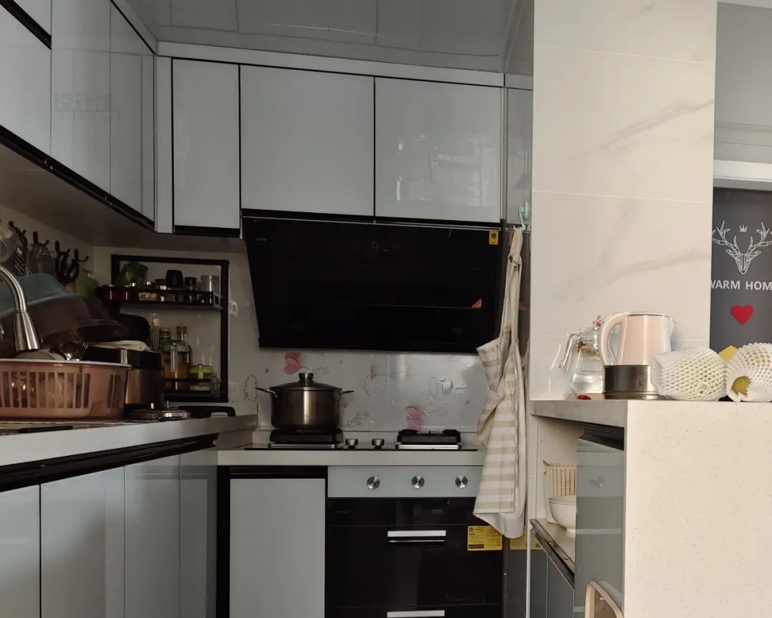 集成灶侧吸和顶吸油烟机哪个好,高层厨房用集成灶还是侧吸油烟机