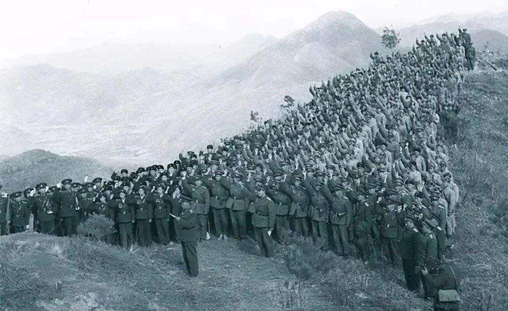 1952年*荣臻聂**:“主席,我要告状!”毛主席:彻查,一个都不放过