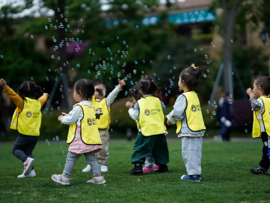 繁华与幽静之间房子,静谧与繁华之间