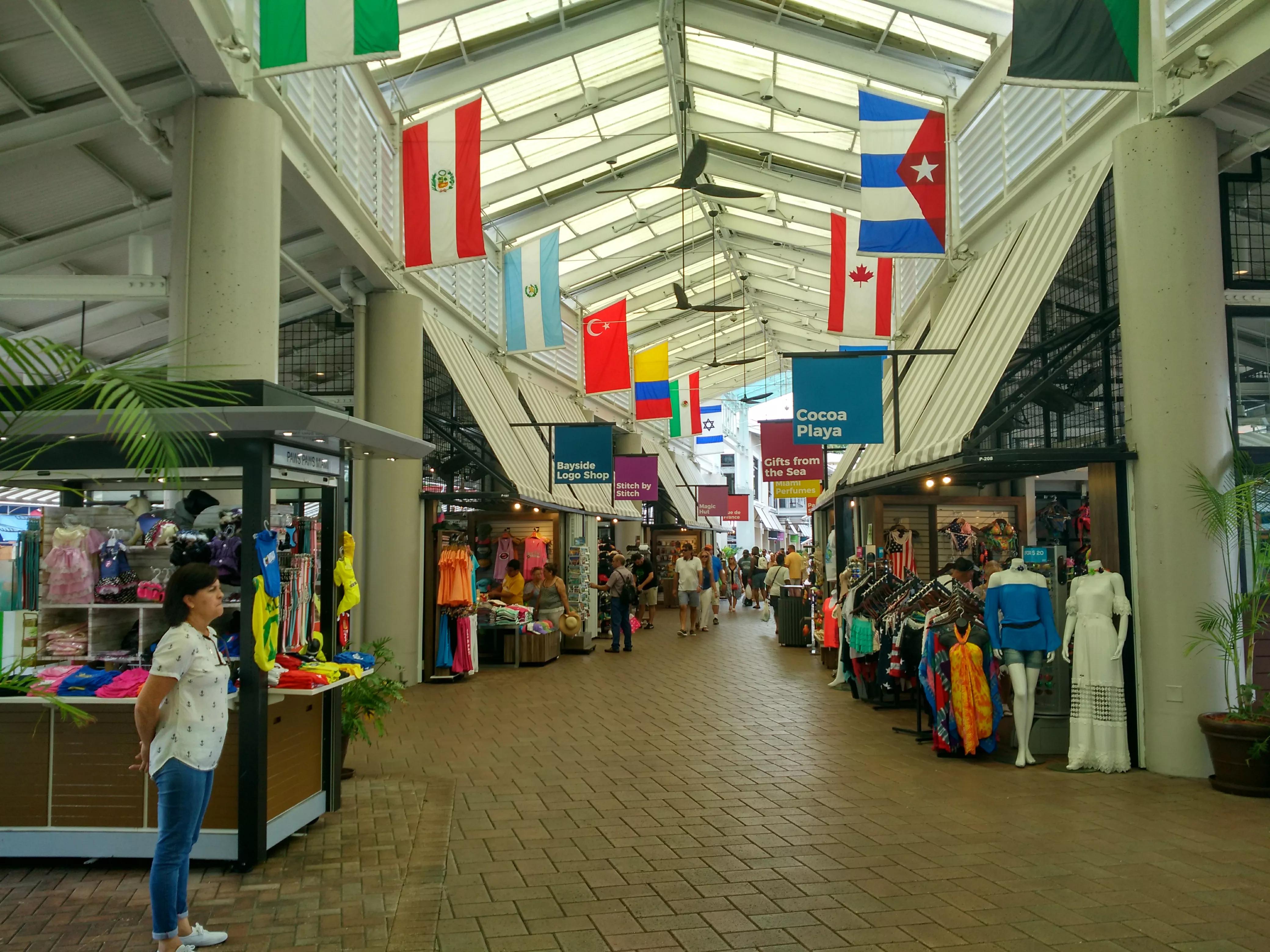 美国海滨城市迈阿密,拉丁美洲有哪些国家及首都