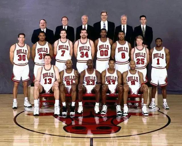 美媒评历史前十球员,美媒评选的历史前五最佳阵容