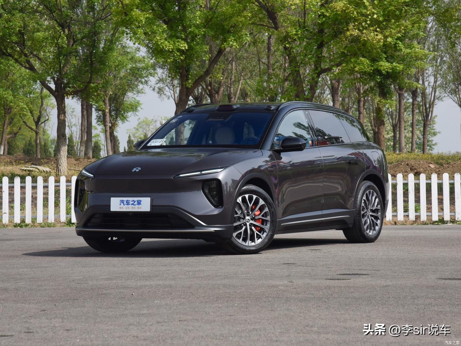 豪华智能suv腾势n7震撼上市,让顶配变标配腾势n7产品力解析