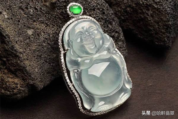 翡翠为什么都雕刻佛像,翡翠佛像的面部雕刻技巧