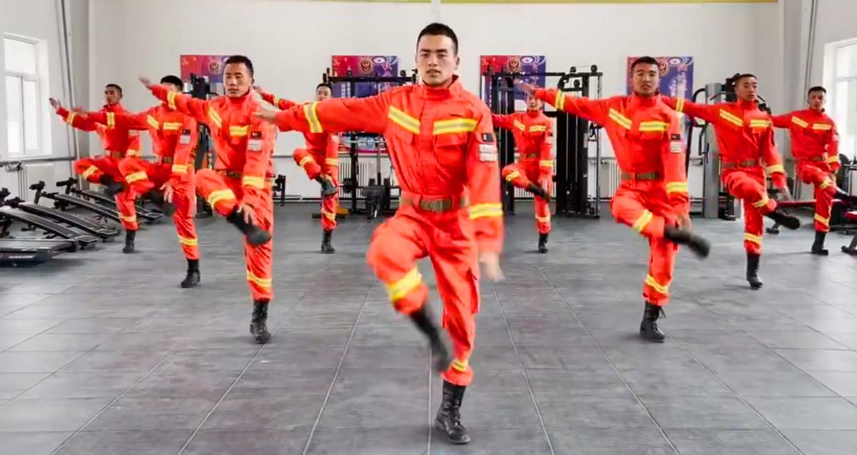 女孩跳操切除输卵管,女孩被切掉输卵管