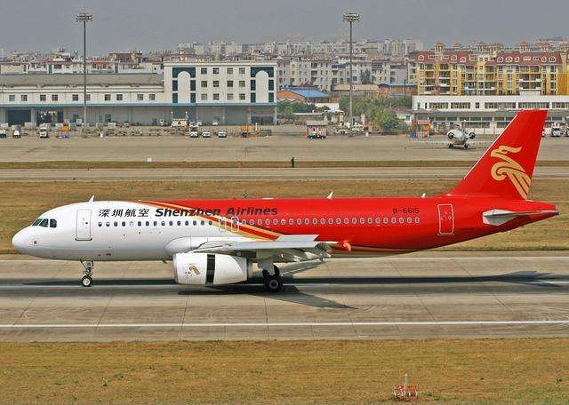 中央为壮大中国国际航空，合并四川浙江山东粤辽等7大航司入国航