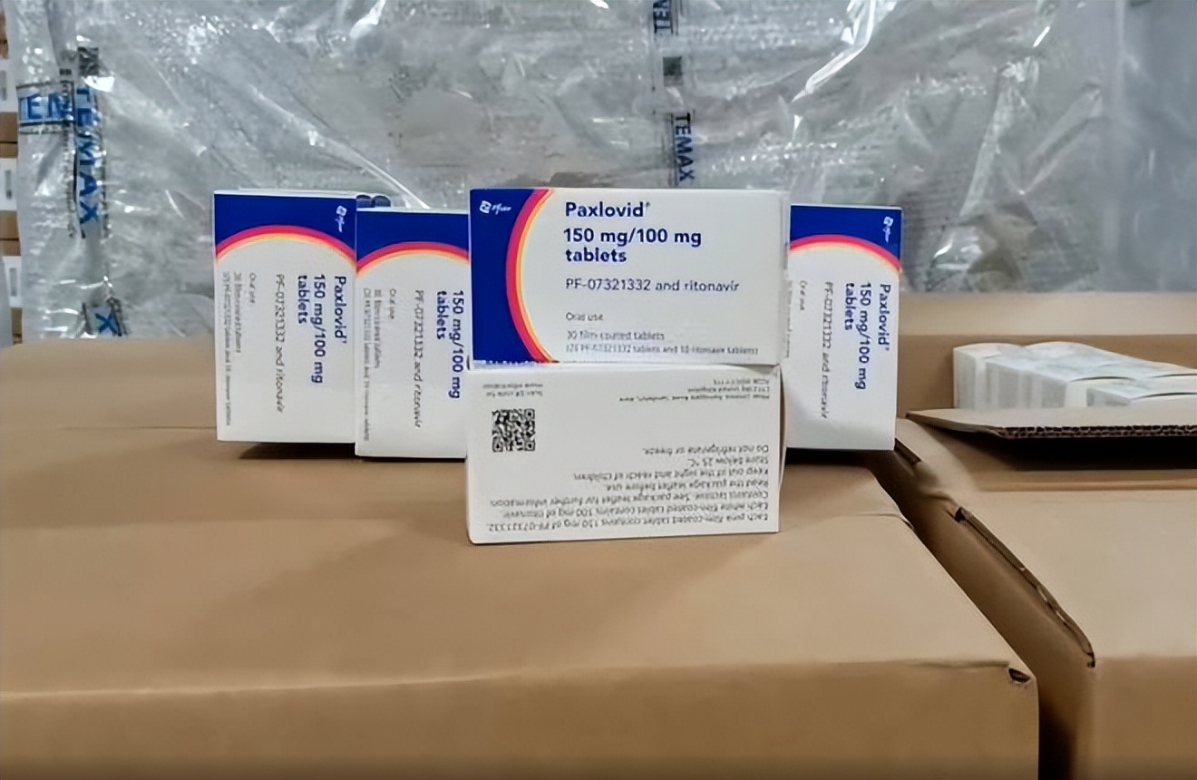 该打！中国“黄牛”从法国收辉瑞新冠药，价格翻几倍在国内销售
