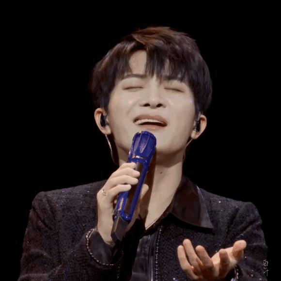 周深卡布叻在哪唱歌,周深咪咕音乐会