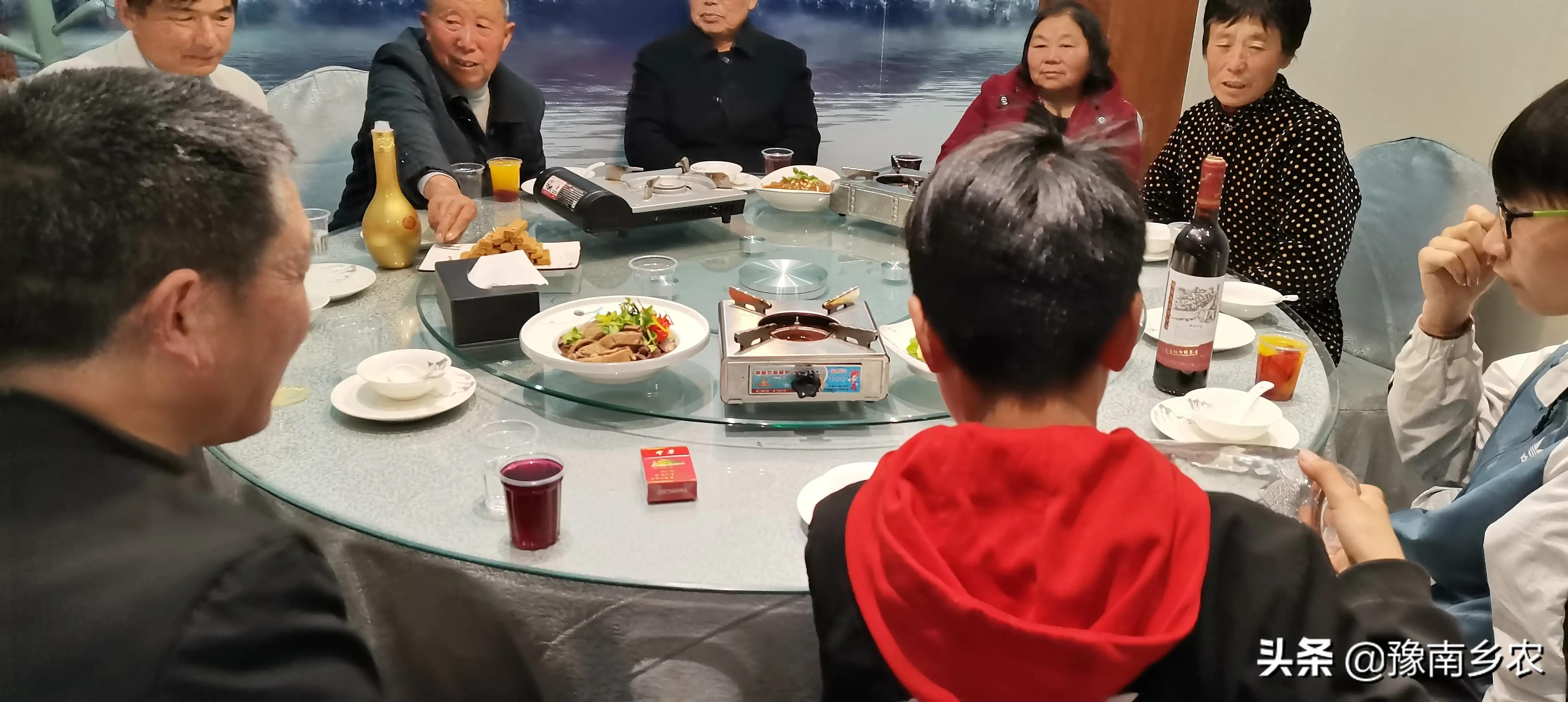 被子女们孝敬和喜欢的父母，大都有这三个特征