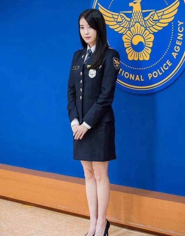 女警警服演变照片图片,最美警花警服图片