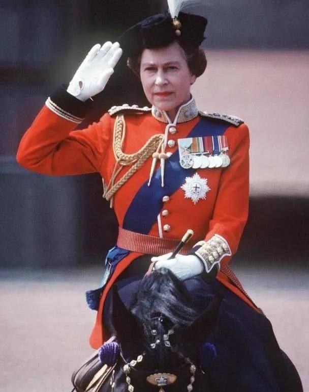 伊丽莎白二世葬礼,伊丽莎白二世女王传