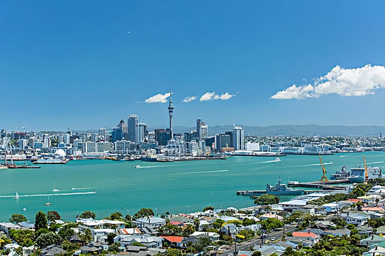 同是岛国，同是发达国家，新西兰与新加坡差别太大了