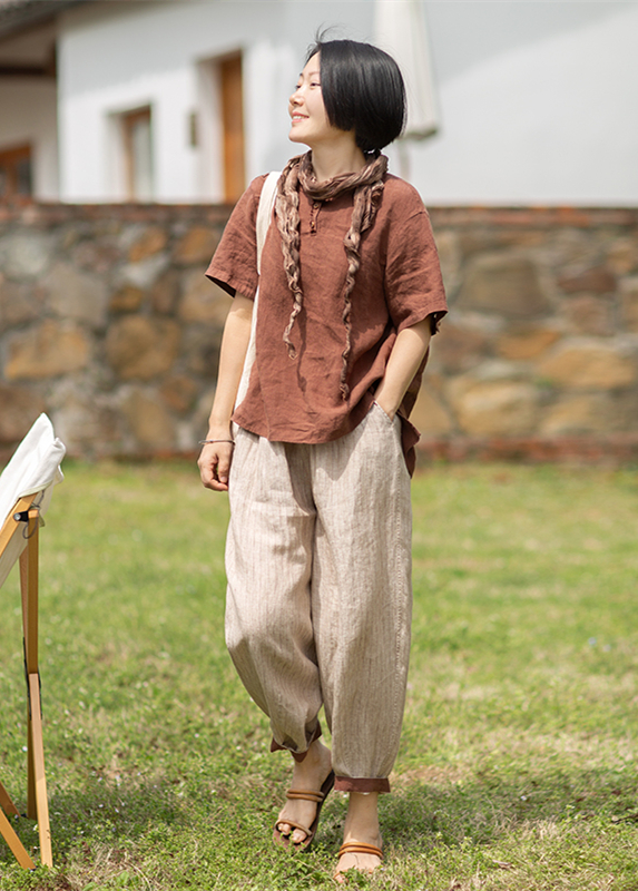 女人30岁穿什么裤子最显瘦又好看,40岁的女人秋冬穿什么裤子显年轻