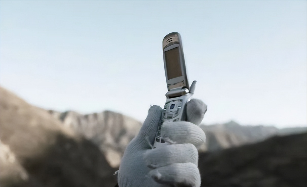 老年人看智能电视有多难,老年人使用智能电视的困境