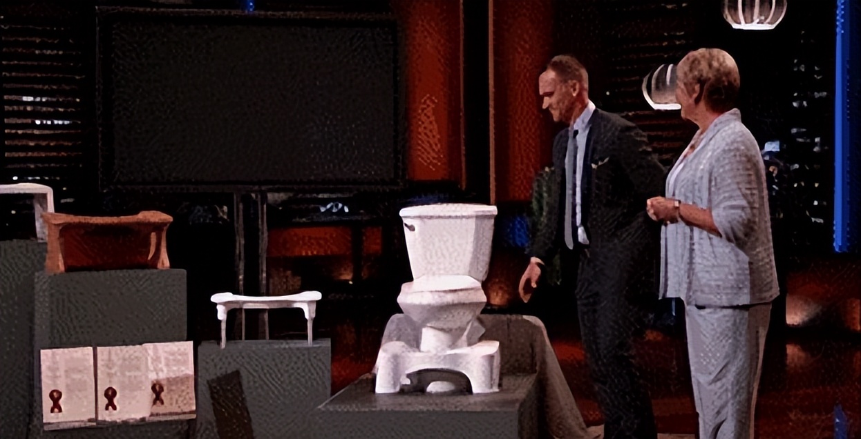 美国马桶前面为什么要设计个孔,美国马桶前面有个缺口怎么冲水