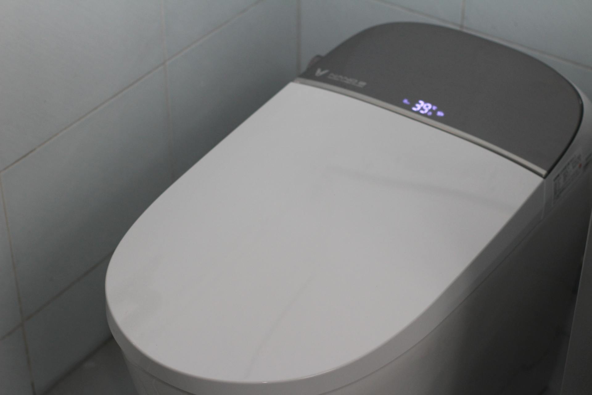 一脚踢的车你开过，一脚踢的马桶你用过吗？