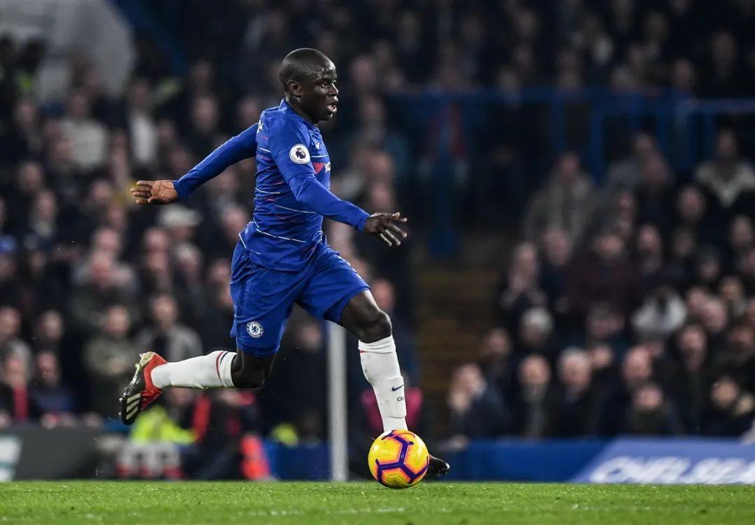 从拾荒者逆袭成为世界冠军！坎特！