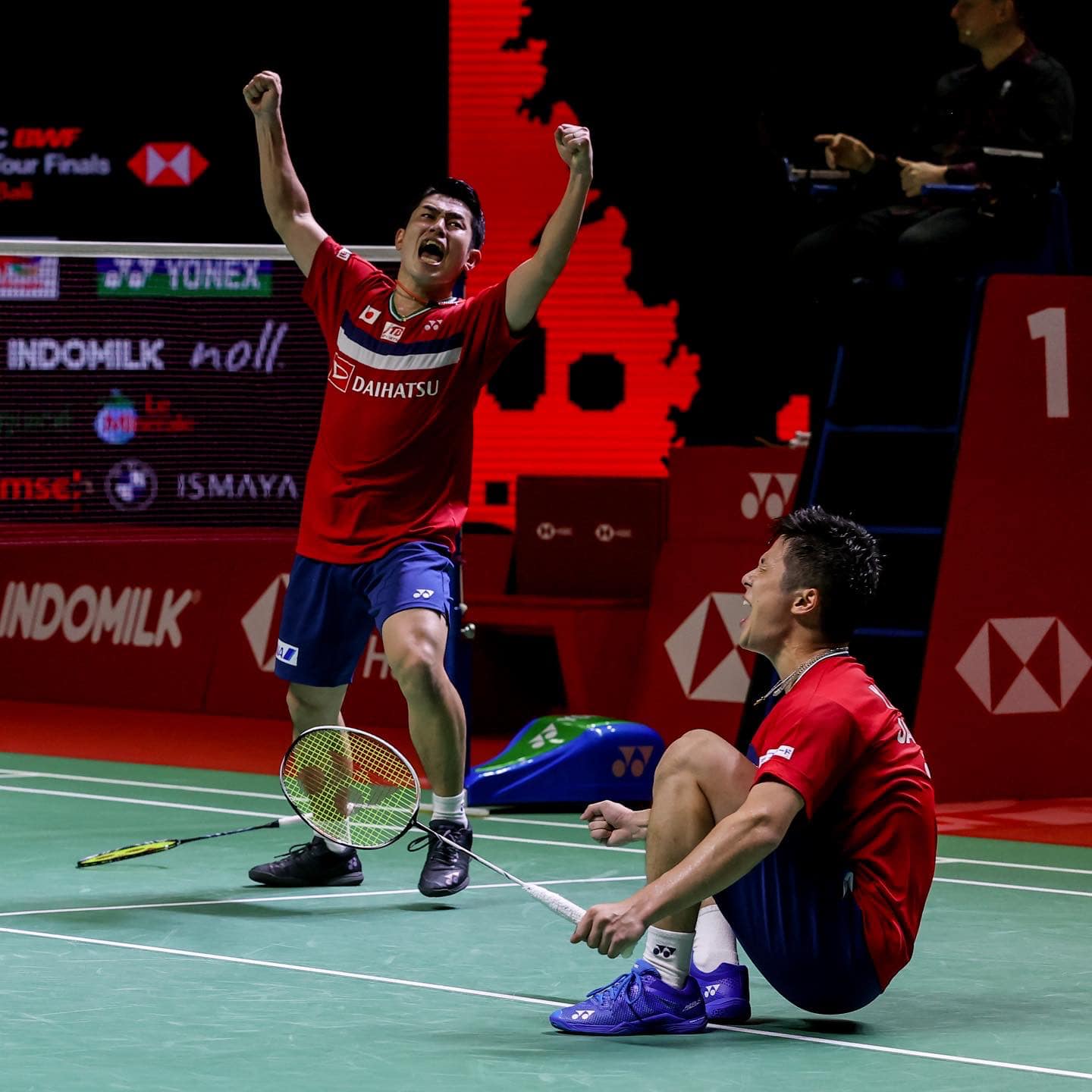 过年了买件衣服犒劳一下自己,羽毛球装备购买指南