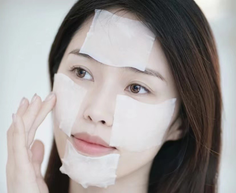 不管你在用多大牌的护肤品,无论你用什么牌子的面膜都好