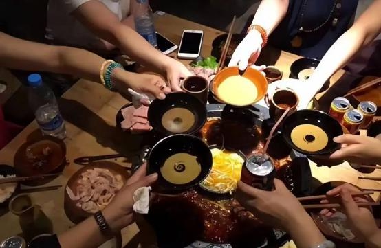 去山东旅游必点的8道名菜,去山东品酒