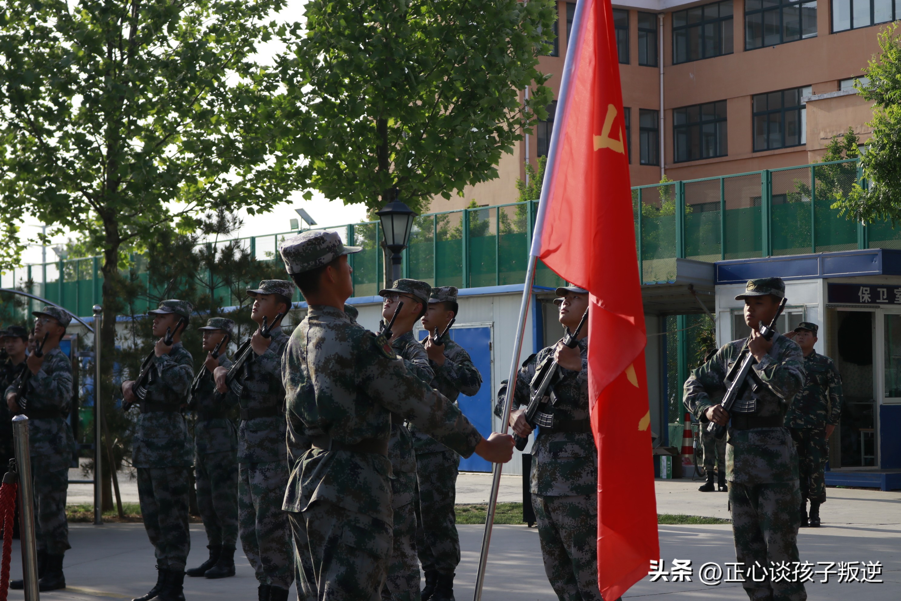 14岁孩子叛逆期家长的责任,十四岁叛逆期的孩子怎么正确教育