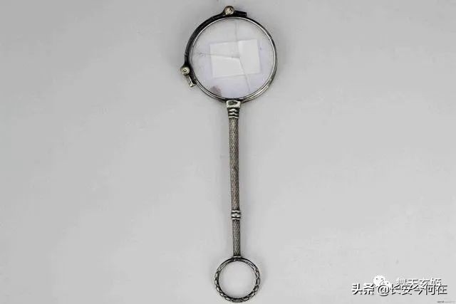 眼镜凸透镜原理,眼镜利用的凸透镜