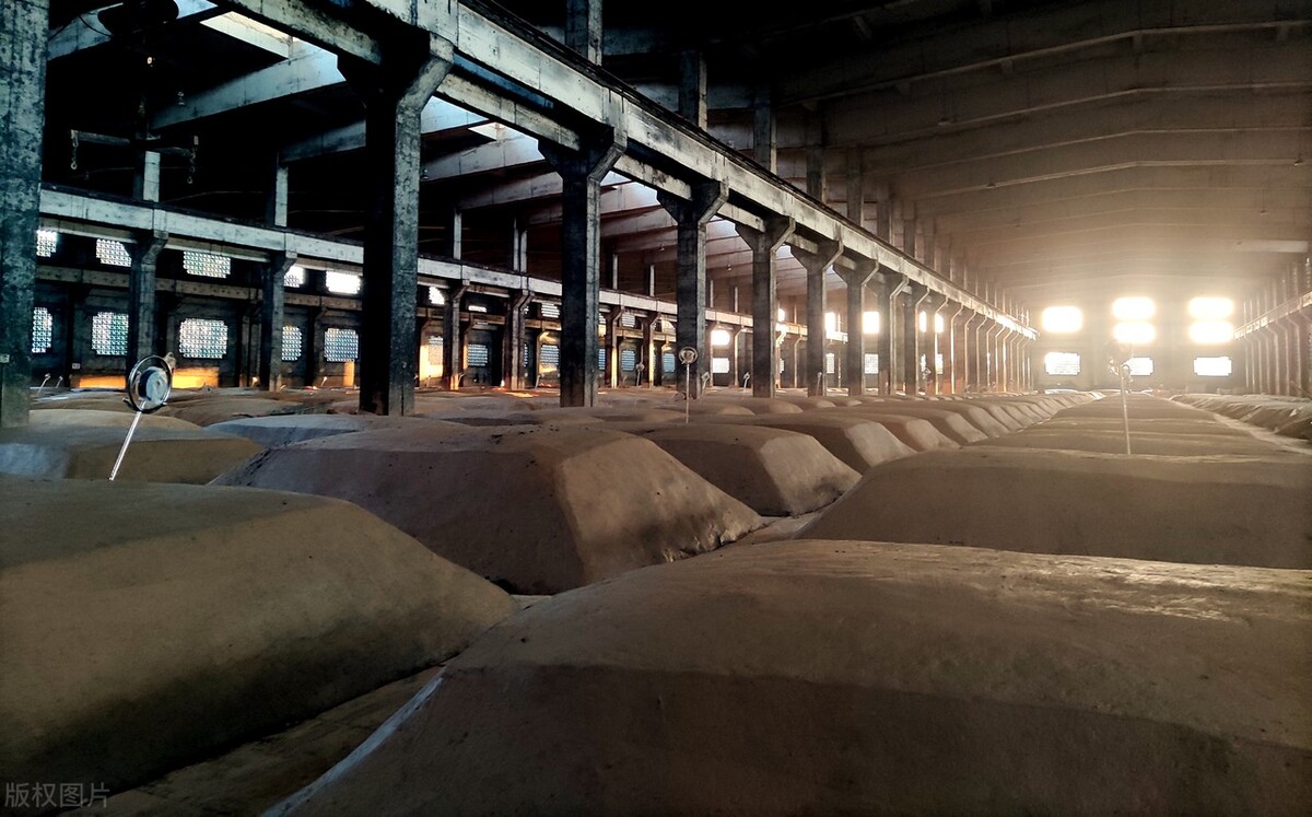 探索中国的美食文化与特色菜肴,探索古代酒文化畅享美酒佳肴