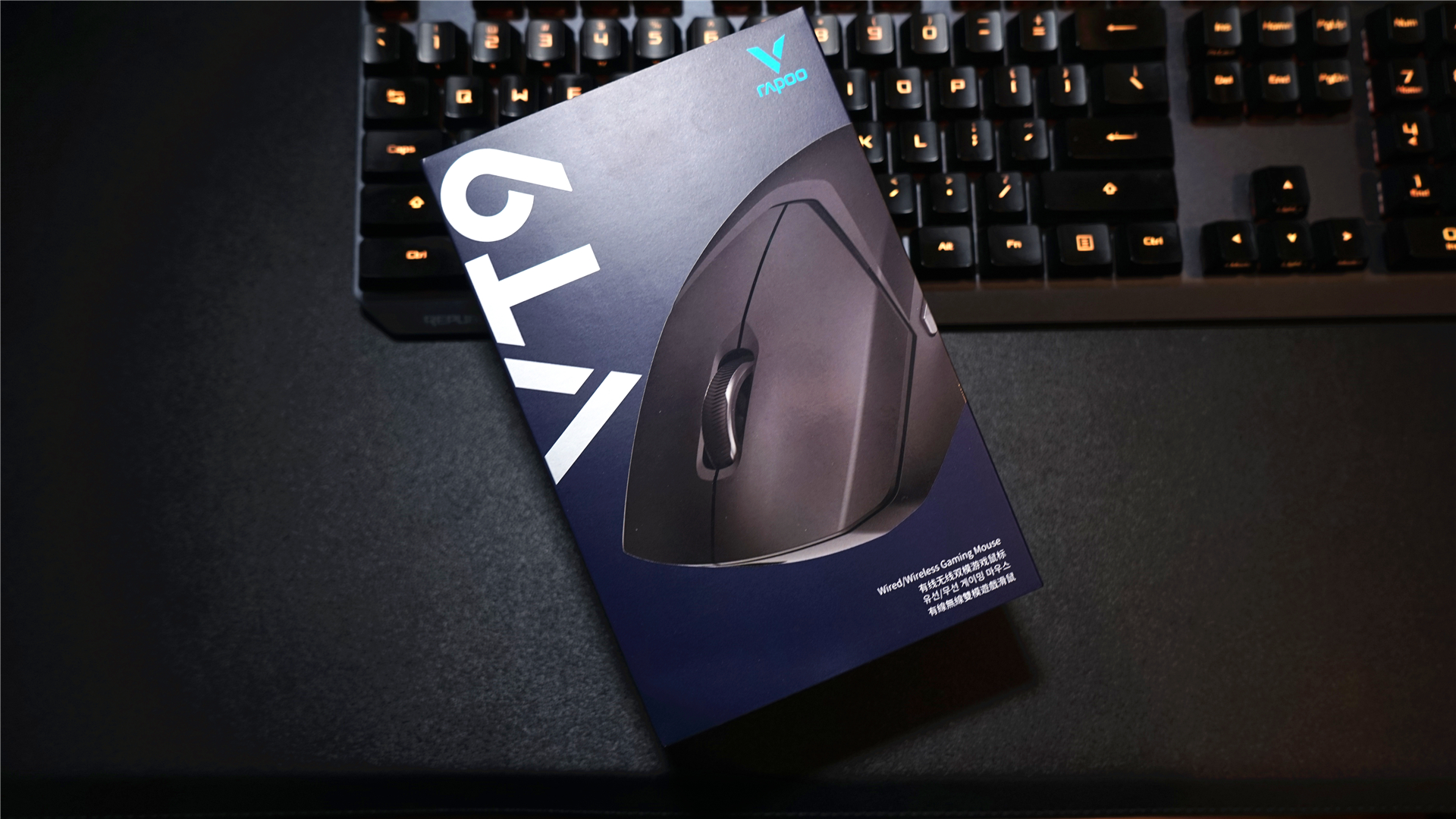 雷柏vt950无线游戏鼠标评测真香,雷柏VT9无线电竞鼠标