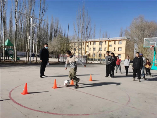 为中国足球梦想助力,为农村孩子筑梦爱心公益活动