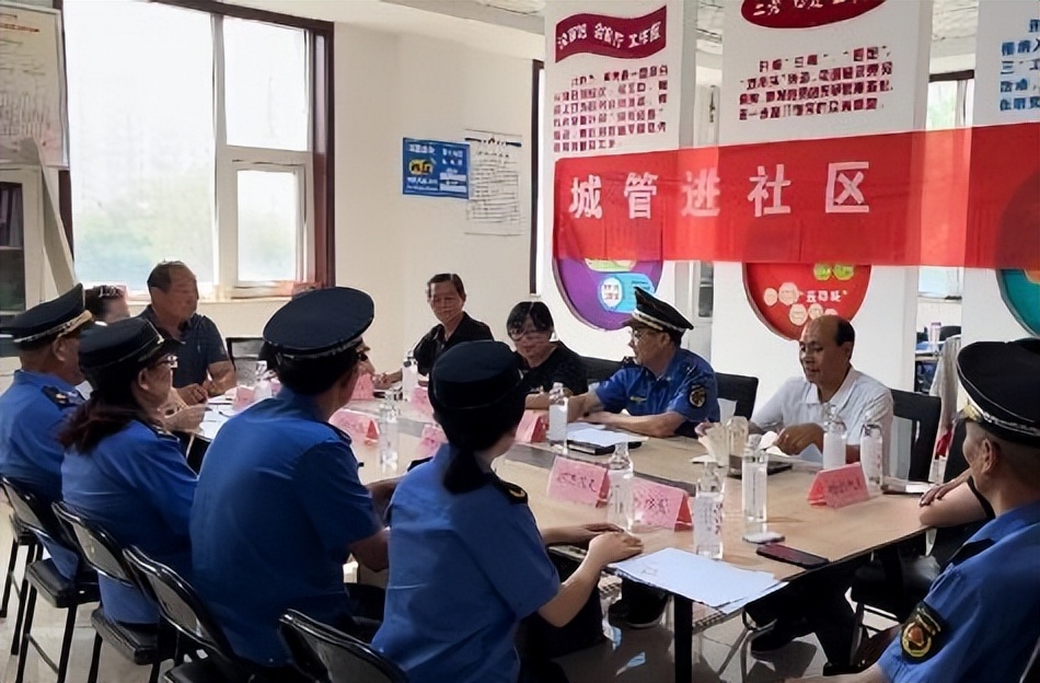 沂南城管:倾听民声搭好“桥”集中进驻优服务