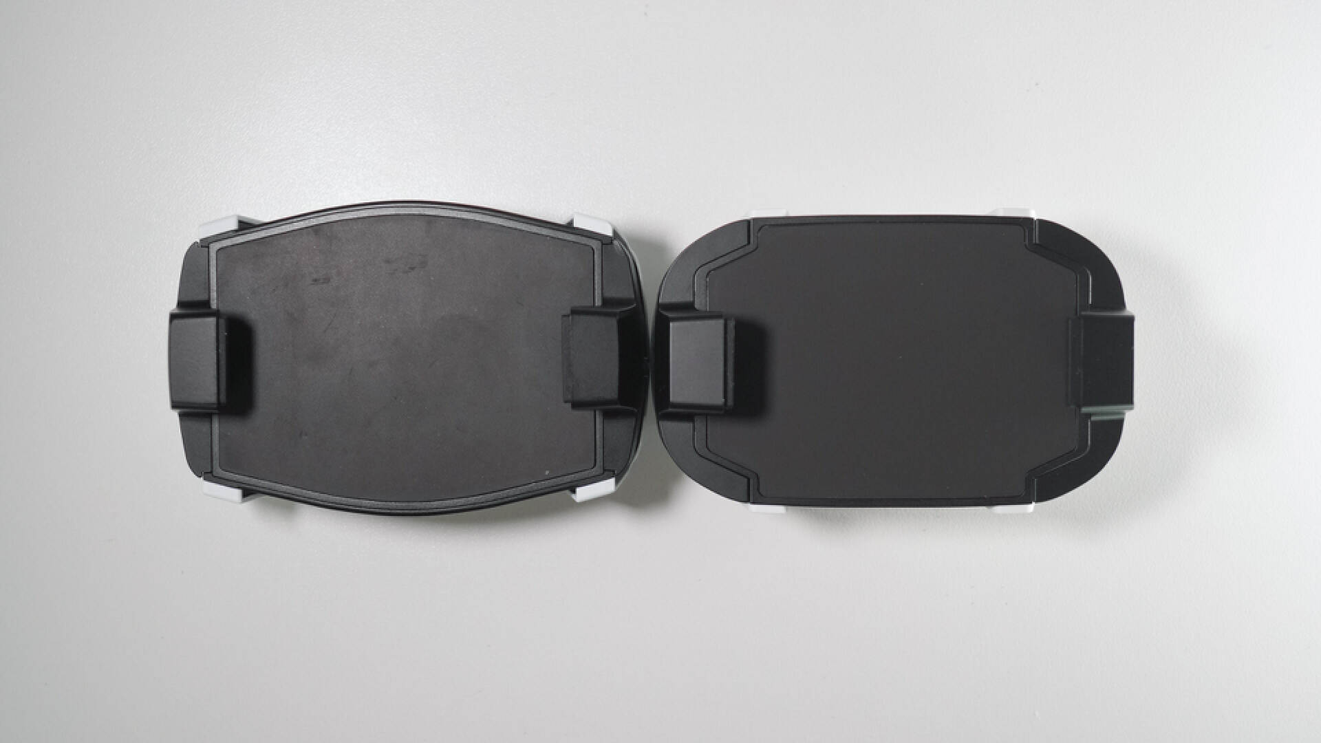 一加27w冰点散热背夹原神限定版,把手机冻感冒了